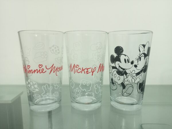 6 vasos de Mickey & Mimi blanco y negro, 480 ml cada uno - Image 2